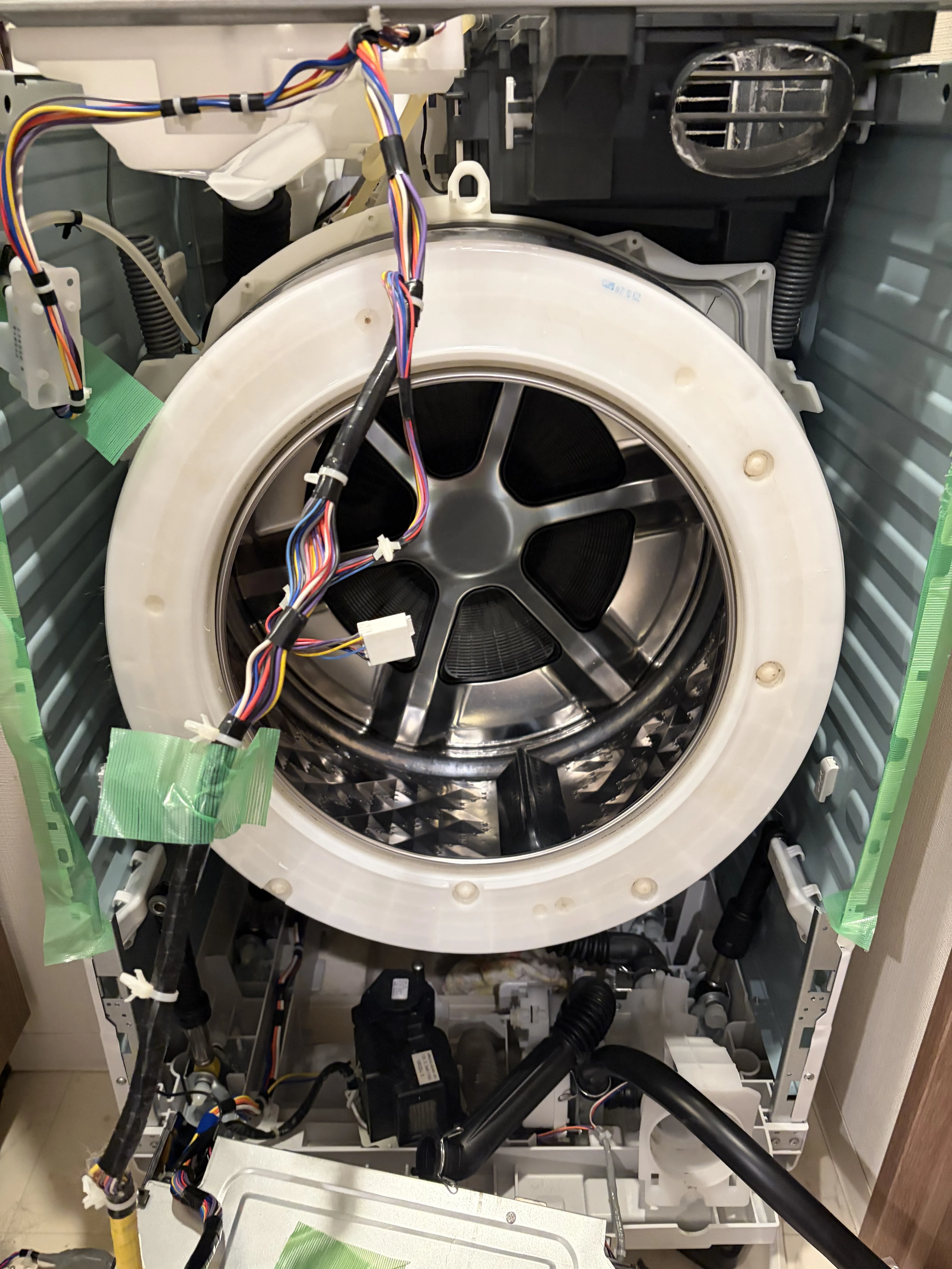 ドラム式洗濯機の分解